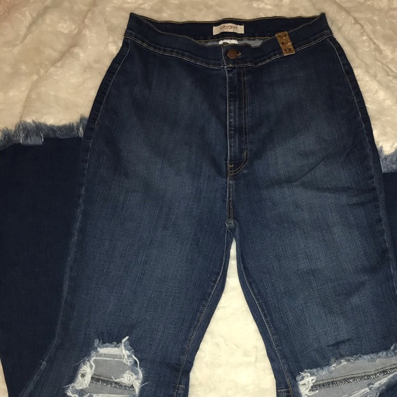 Plus Bella Flare Distressed Pants - Picture 6 of 8